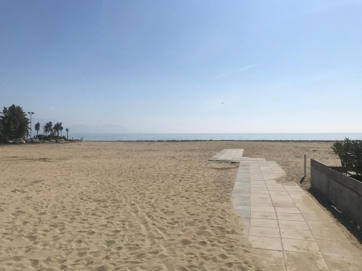B E B Riviera Di Levante Terracina Zewnętrze zdjęcie