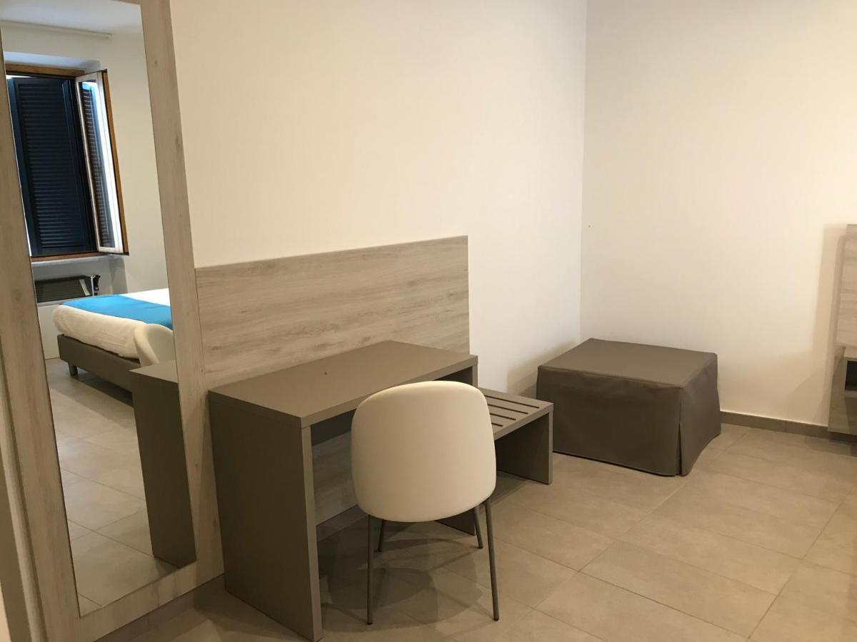 B E B Riviera Di Levante Terracina Zewnętrze zdjęcie