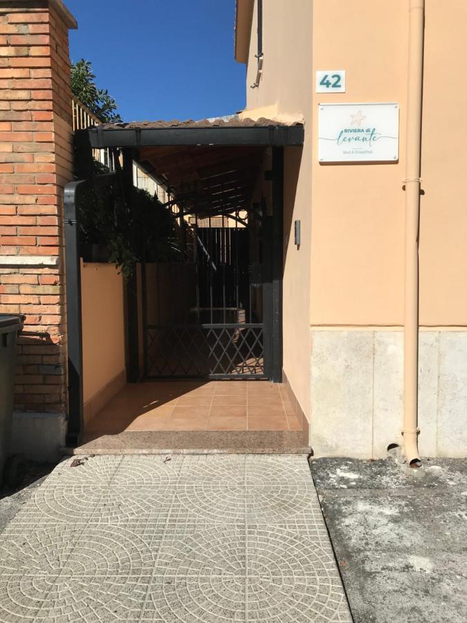 B E B Riviera Di Levante Terracina Zewnętrze zdjęcie